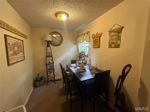 Dining - 11202 Bus Highway 25 S, Dexter, MO 63841 photo 2 of 2