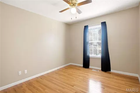 Bedroom - 1364 Apple Hollow Dr, Arnold, MO 63010 photo 6 of 7