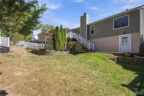 Exterior - 1364 Apple Hollow Dr, Arnold, MO 63010 photo 10 of 11