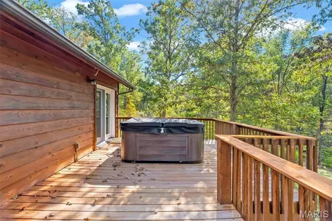 Exterior - 1961 Wolf Pen Hollow Ln, Wright City, MO 63390 photo 10 of 12