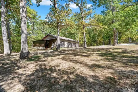 Exterior - 1961 Wolf Pen Hollow Ln, Wright City, MO 63390 photo 3 of 12