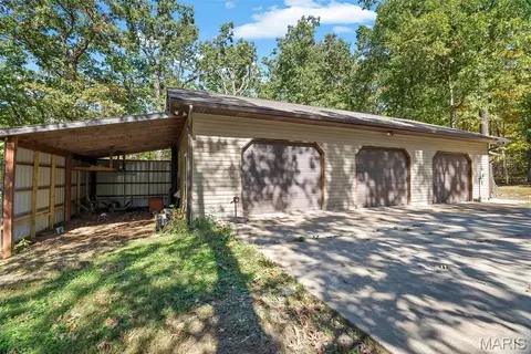 Exterior - 1961 Wolf Pen Hollow Ln, Wright City, MO 63390 photo 2 of 12