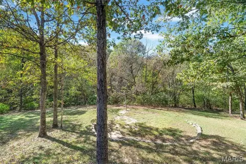 Exterior - 1961 Wolf Pen Hollow Ln, Wright City, MO 63390 photo 11 of 12