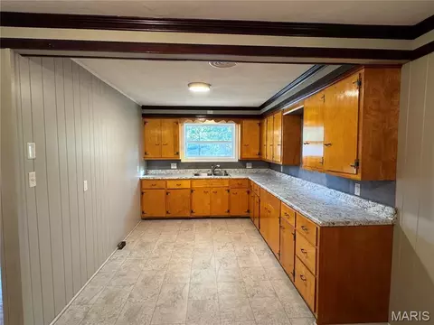 Kitchen - 11 W 6th St, Gerald, MO 63037 photo 1 of 2