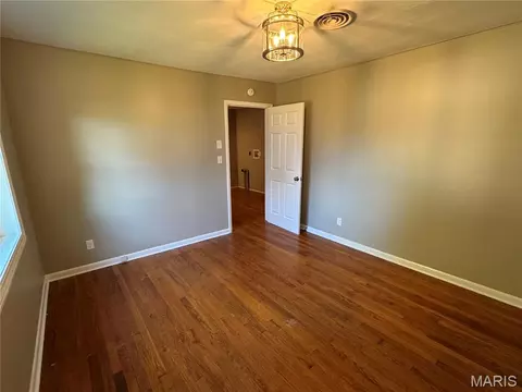 Bedroom - 11 W 6th St, Gerald, MO 63037 photo 3 of 5
