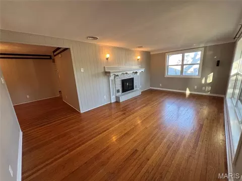 Living - 11 W 6th St, Gerald, MO 63037 photo 1 of 7