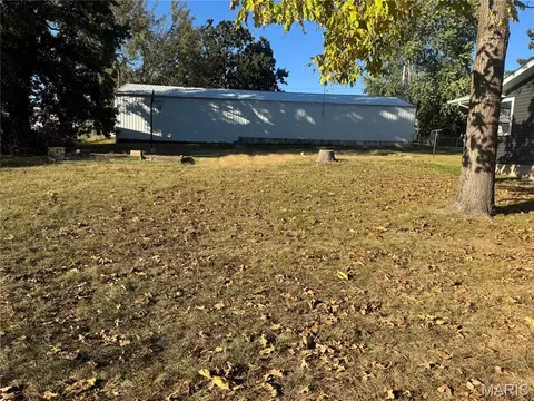 Exterior - 11 W 6th St, Gerald, MO 63037 photo 5 of 6