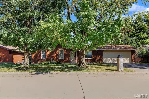 3124 Laurel Ln, Cape Girardeau, MO 63701