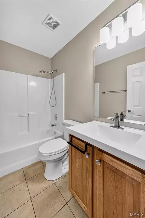Bath - 1597 Indian Springs Dr, O'fallon, MO 63366 photo 8 of 8