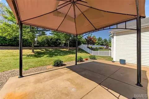 Exterior - 1597 Indian Springs Dr, O'fallon, MO 63366 photo 3 of 8