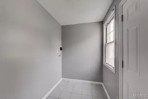 Entry Way - 7640 Stanwood Dr, Normandy, MO 63121 photo 1 of 1