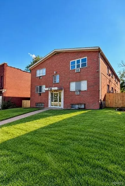 5772 W Florissant Ave, Saint Louis, MO 63120