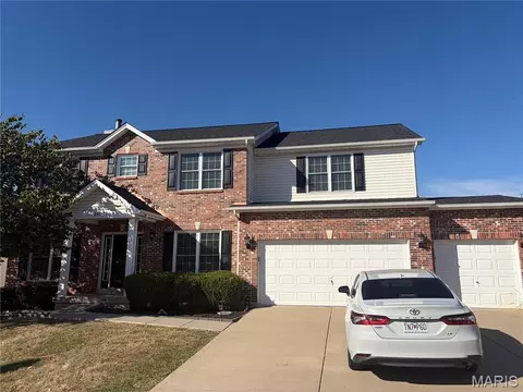 2503 Bear Creek Dr, Wentzville, MO 63385