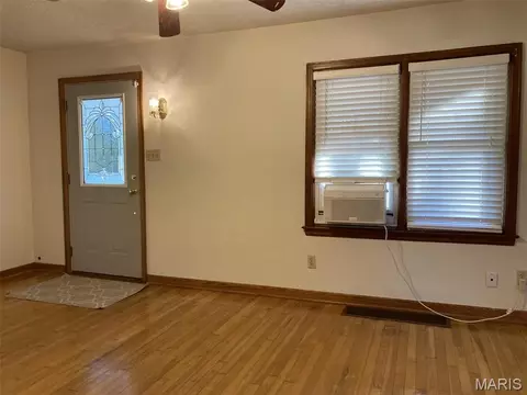Living - 300 Echo Valley Rd, Union, MO 63084 photo 1 of 3