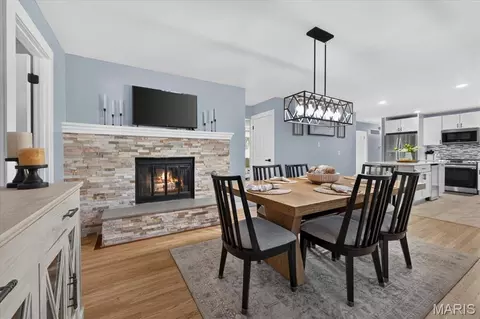Dining - 307 Surf Ct, Ballwin, MO 63021 photo 2 of 3