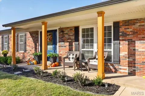 Exterior - 307 Surf Ct, Ballwin, MO 63021 photo 1 of 10
