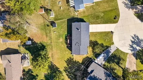 View/Area - 307 Surf Ct, Ballwin, MO 63021 photo 1 of 2