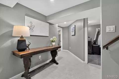 Entry Way - 307 Surf Ct, Ballwin, MO 63021 photo 3 of 3