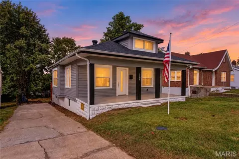 1321 Weleba Ave, Saint Louis, MO 63121