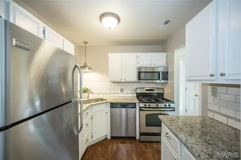 Kitchen - 1445 Whispering Creek Dr #E, Ballwin, MO 63021 photo 1 of 4