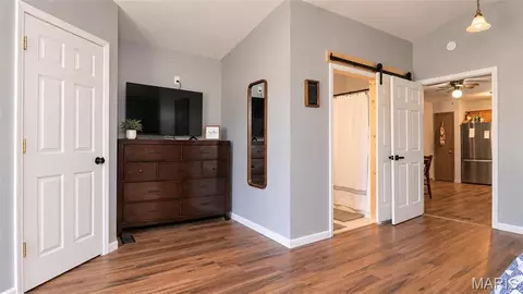 Bedroom - 305 Woolsey St, Mountain View, MO 65548 photo 3 of 8