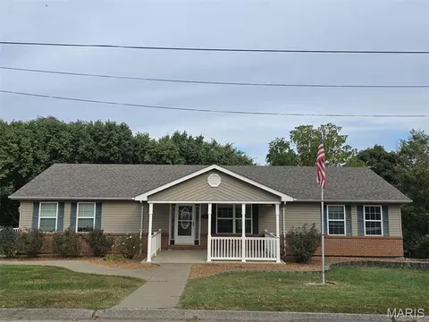 266 Lower St, Augusta, MO 63332