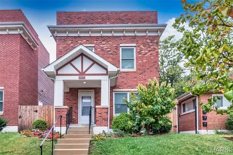 3832 Mcree Ave, Saint Louis, MO 63110