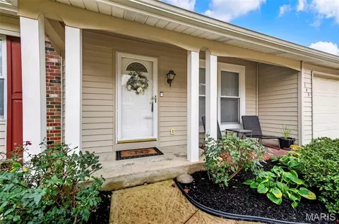 Exterior - 348 Parma Dr, Ballwin, MO 63021 photo 2 of 4