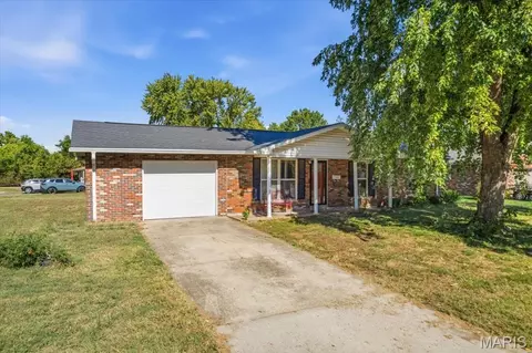 2517 Roney Dr, Granite City, IL 62040