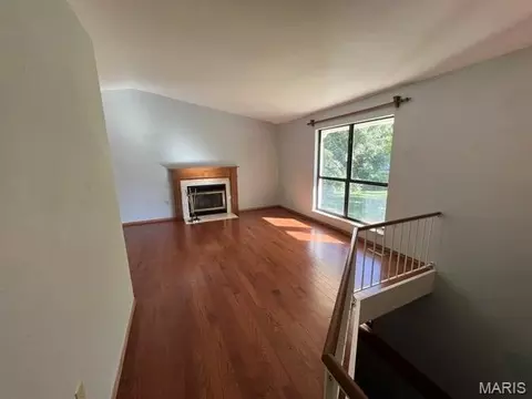 Living - 207 Serenity Place Ct, Pacific, MO 63069 photo 1 of 7