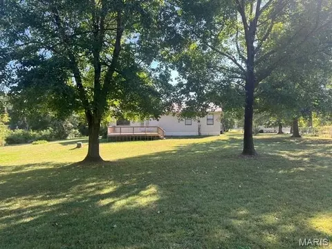 Exterior - 207 Serenity Place Ct, Pacific, MO 63069 photo 6 of 6