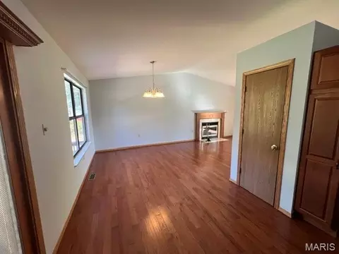 Living - 207 Serenity Place Ct, Pacific, MO 63069 photo 4 of 7