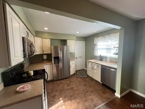 Kitchen - 220 Berry Dr, Gray Summit, MO 63039 photo 2 of 2