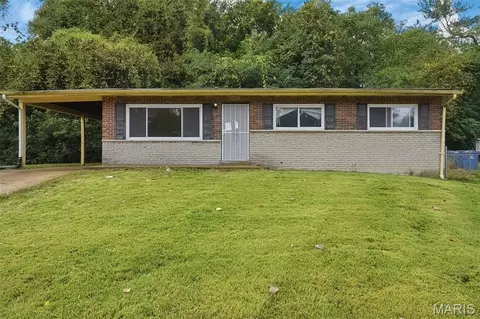 1801 Glenbrae Ln, Saint Louis, MO 63136