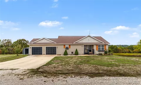 22361 Recon Dr, Waynesville, MO 65583
