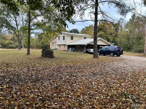 Exterior - 403 E Dent St, Ironton, MO 63650 photo 2 of 12