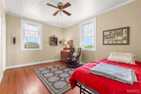 Bedroom - 6411 Evergreen Loop, Leslie, MO 63056 photo 2 of 8