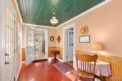 Entry Way - 6411 Evergreen Loop, Leslie, MO 63056 photo 1 of 1