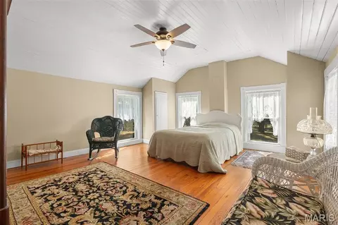 Bedroom - 6411 Evergreen Loop, Leslie, MO 63056 photo 7 of 8
