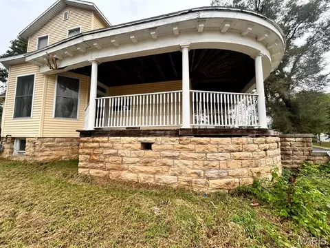 501 W Washington St, La Grange, MO 63448