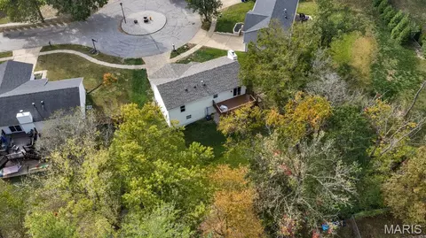 View/Area - 463 Talbert Ct, Ballwin, MO 63021 photo 3 of 5