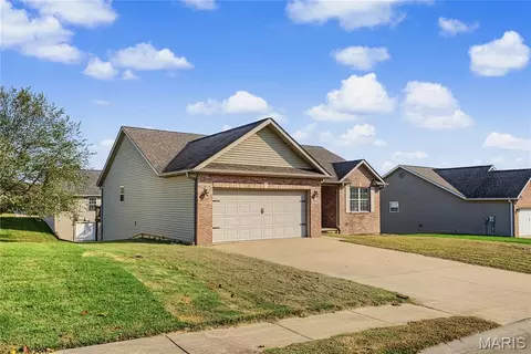 Exterior - 1642 Jackson Ridge Dr, Jackson, MO 63755 photo 2 of 7