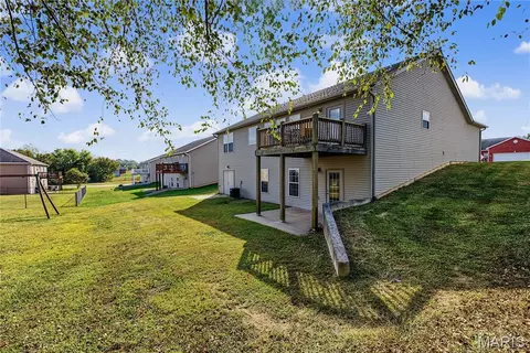Exterior - 1642 Jackson Ridge Dr, Jackson, MO 63755 photo 4 of 7