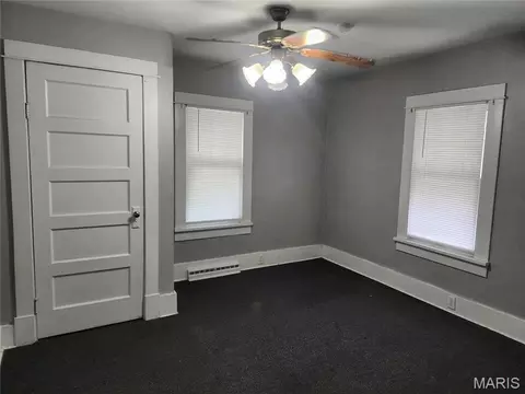 Bedroom - 1618 Singleton Ave, Hannibal, MO 63401 photo 3 of 4