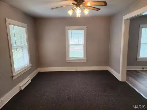 Living - 1618 Singleton Ave, Hannibal, MO 63401 photo 1 of 2