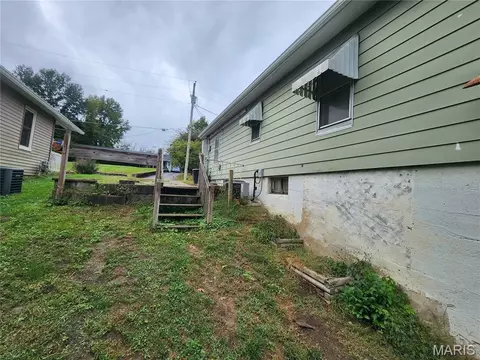 Exterior - 1618 Singleton Ave, Hannibal, MO 63401 photo 8 of 8