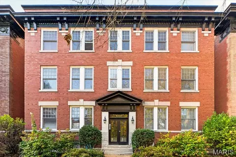 6114 Washington Blvd #202, Saint Louis, MO 63112