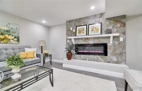 Living - 7707 Springdale Dr, Normandy, MO 63121 photo 8 of 15