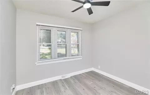 Bedroom - 7707 Springdale Dr, Normandy, MO 63121 photo 10 of 13