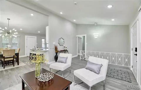 Entry Way - 7707 Springdale Dr, Normandy, MO 63121 photo 2 of 3